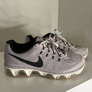 Women Nikes